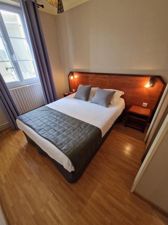 Hotel Restaurant La Traverse Cénac-et-Saint-Julien 외부 사진